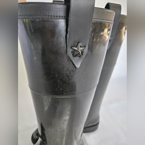 Jimmy Choo London Rain Boots - Picture 4 of 6